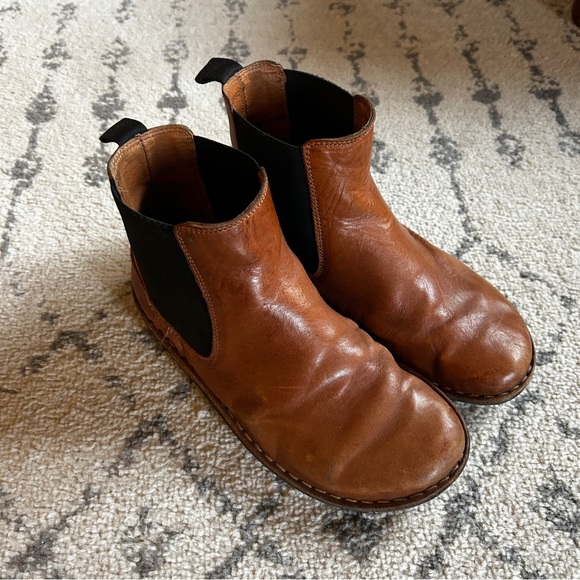 VIBAe HELSINKI Leather Boots Cognac Brown - Picture 1 of 7